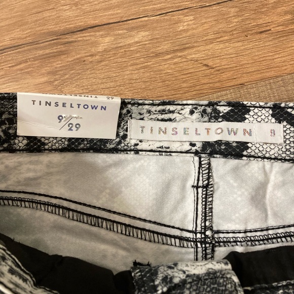 Tinseltown | NWT Snake Embossed Denim Mini Skirt - Picture 4 of 9